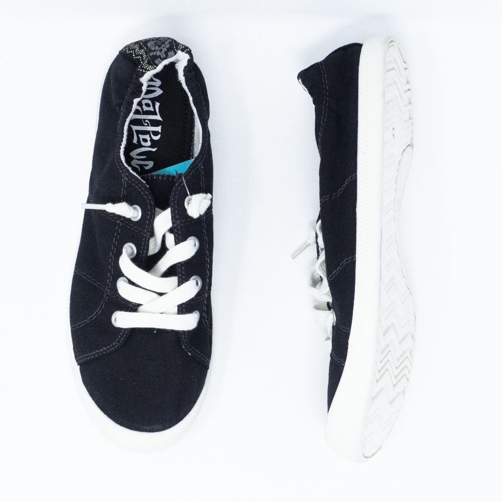 Women's Mad Love Lennie Lace-up Canvas Sneakers - Picture 8 of 8